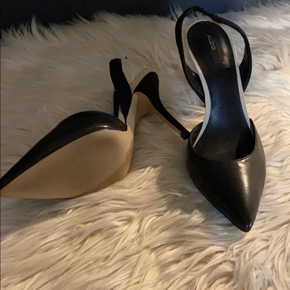 Shoes - Picture 2 of 4